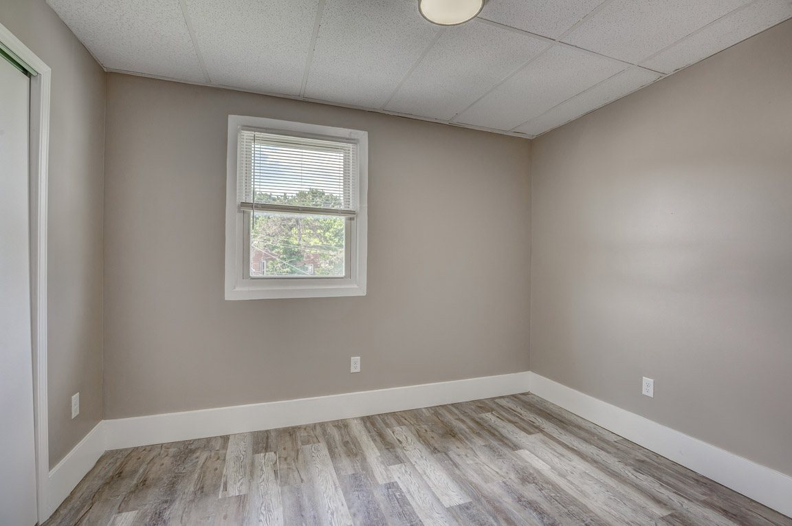 5211 unit C bedroom