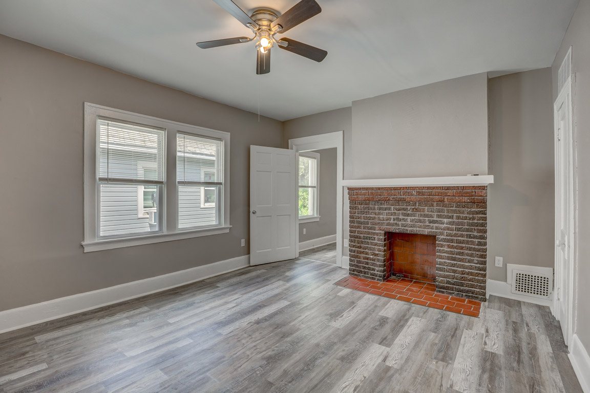 5211 unit C living room